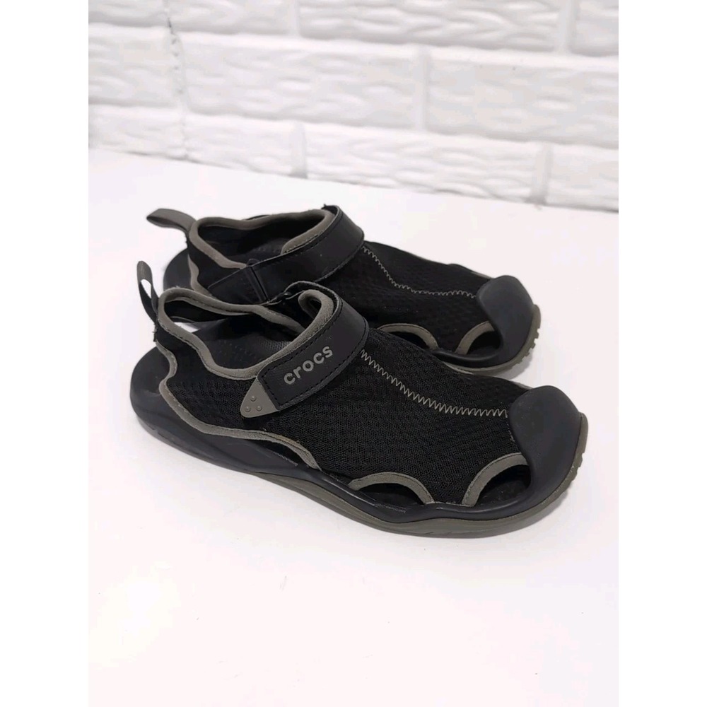 Crocs Swiftwater Deck Mens Size 8 Sandals Black Fisherman Strap Water Shoe